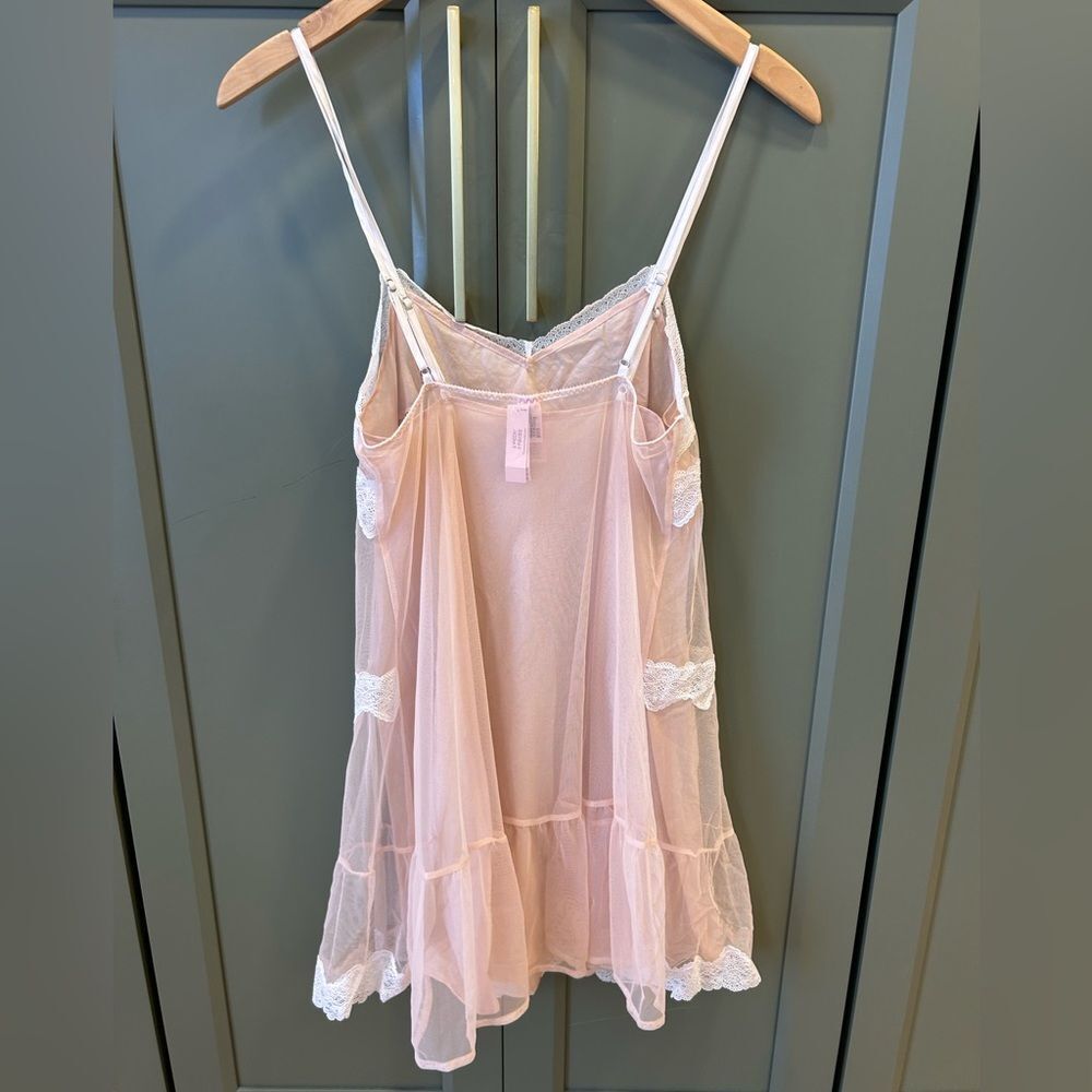 Victoria’s Secret Light Pink Lace Trim 2 Piece Nightgown - Picture 3 of 9